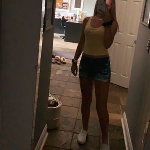 Meet your Posher, Ella